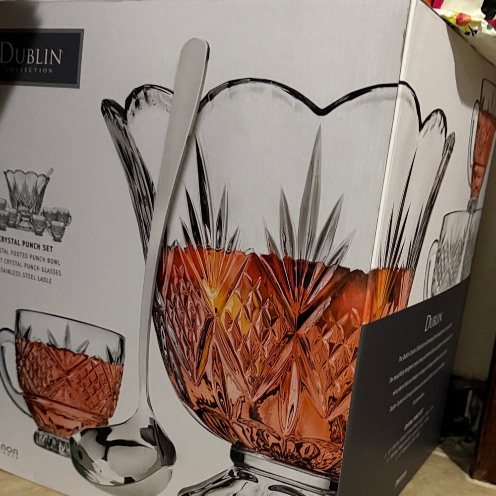 Dublin Collection Crystal Punch Bowl Set - Amber as pictures it isnt orange